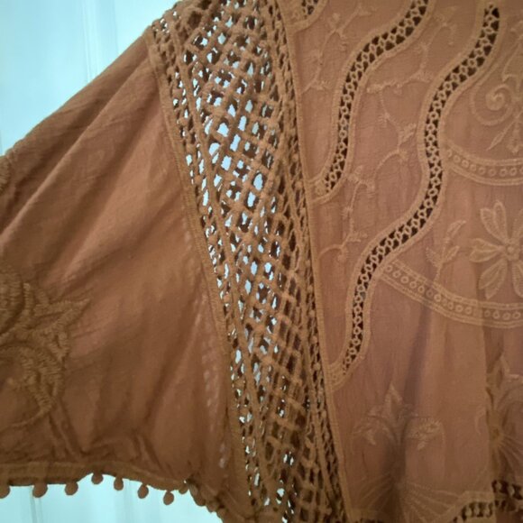 Ultra Pink Boho Batwing Top Brown Knit, Crochet Trim, Size Large - Picture 3 of 10